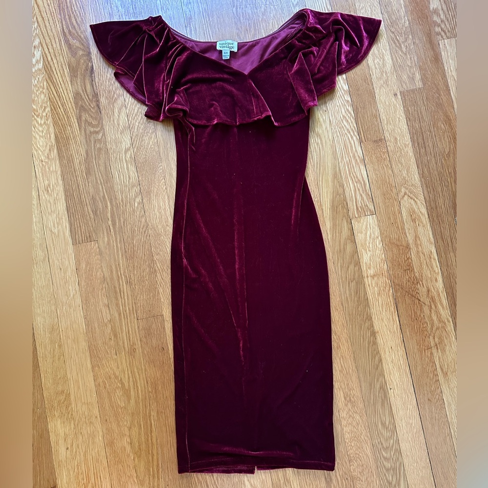 Unique Vintage Burgundy Velvet Midi Dress